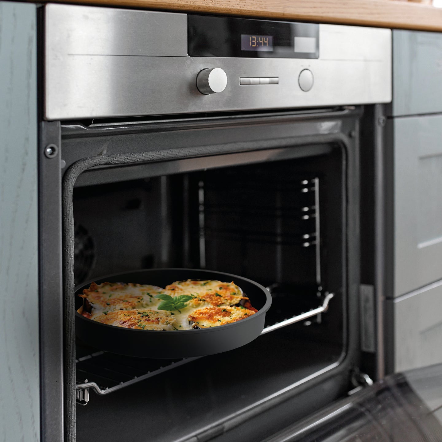 Batería de cocina 10 piezas MasterPRO apilable de aluminio fundido con Thermo Control - Share & Play - Black